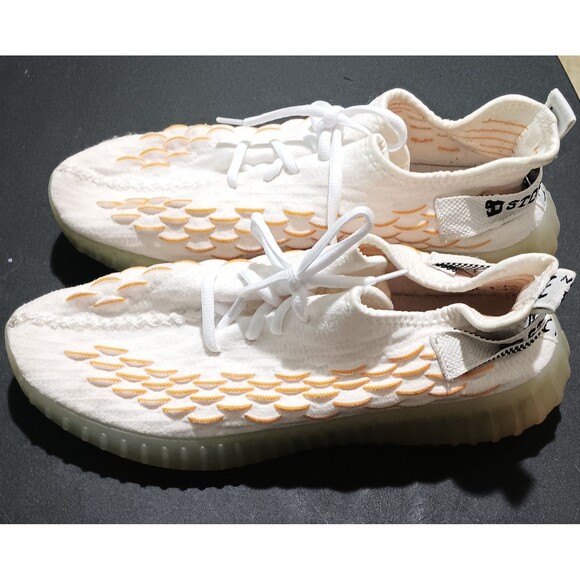 Nike - Picture 2 of 3